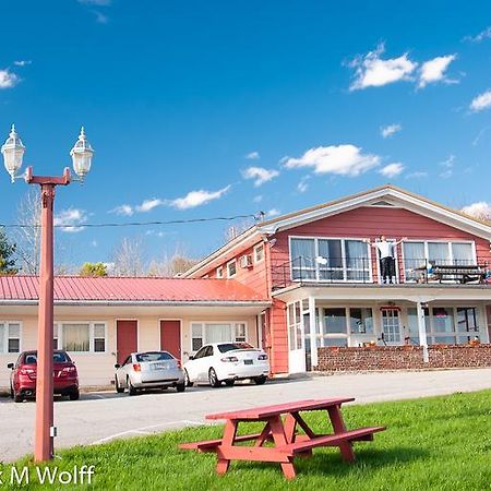 Spring Fountain Motel Bucksport Buitenkant foto