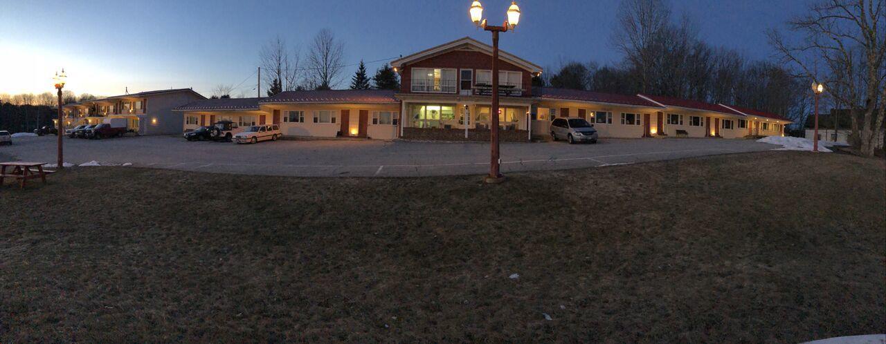 Spring Fountain Motel Bucksport Buitenkant foto