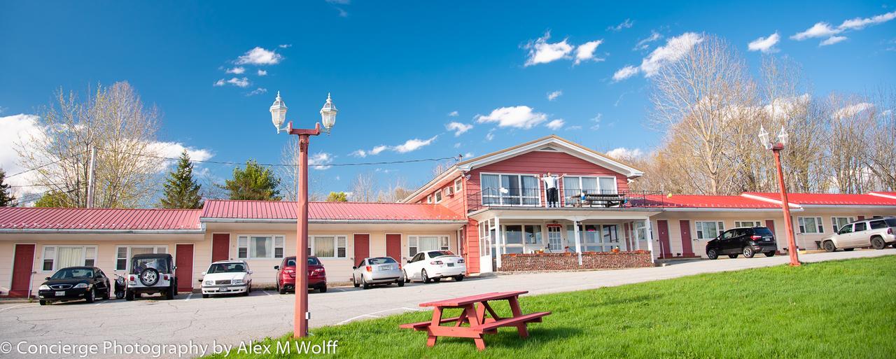 Spring Fountain Motel Bucksport Buitenkant foto
